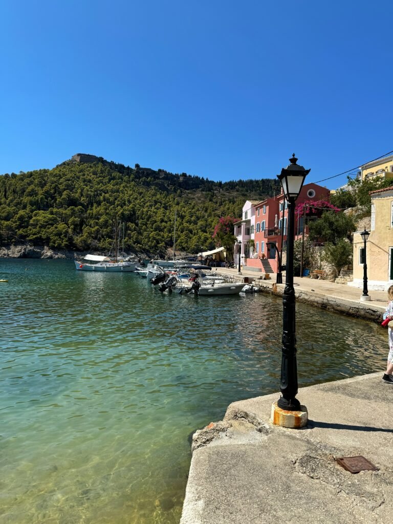 kefalonia itinerary assos beach boats color houses