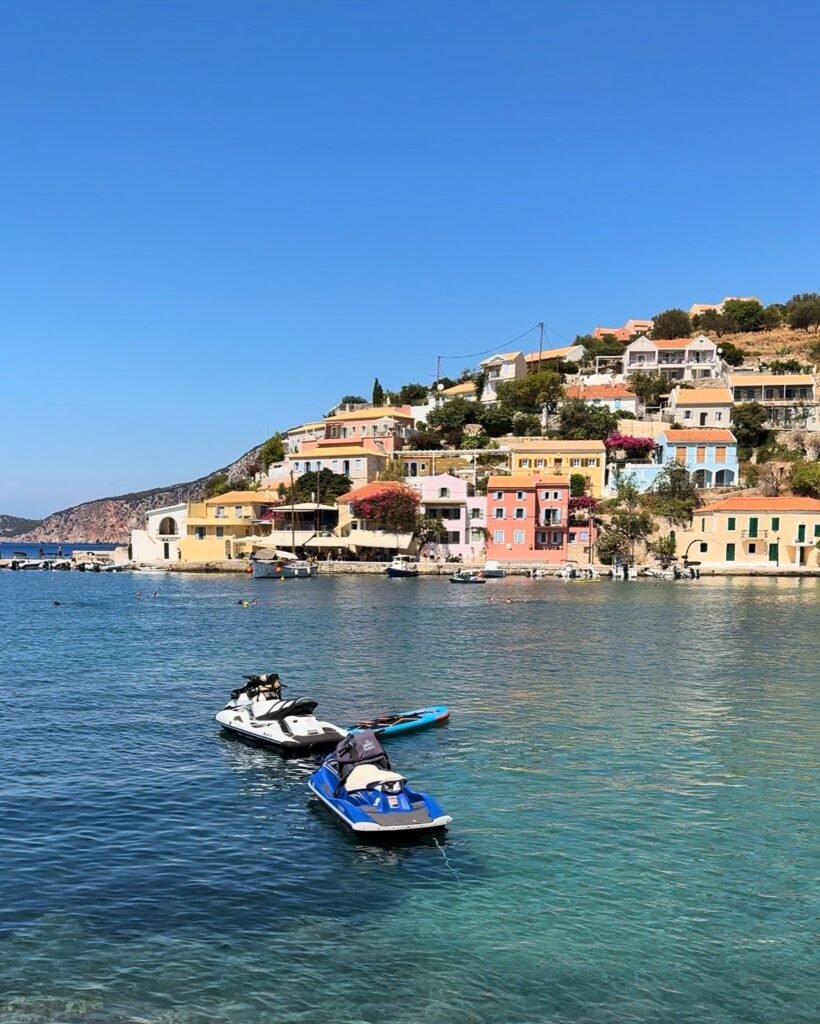 kefalonia-itinerary-fiskardo-beach