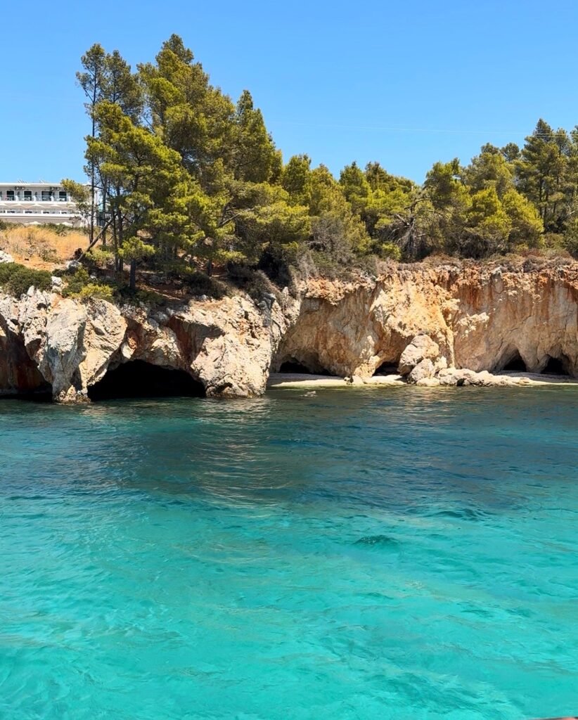 kefalonia itinerary hidden beach